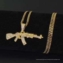 Hip hop AK47 pistolet en alliage de zinc pavé avec cristal strass or pendentif collier homme femmes bijoux